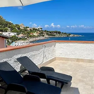 la-casetta-sul-golfo.sicilyhotelsitaly.net/